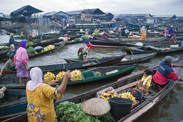 Jawaban Dan Penjelasan Dari Aktivitas Ekonomi Yang Ada Di Masyarakat ...